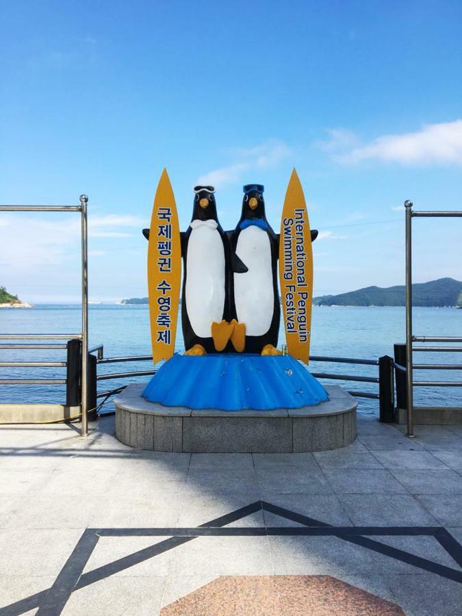 Gonggan Residence Hotel Geoje Exterior photo